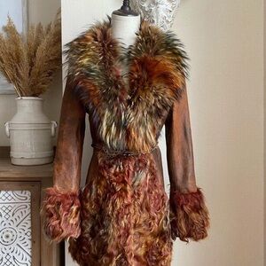 VINTAGE iridescent fur-collar coat